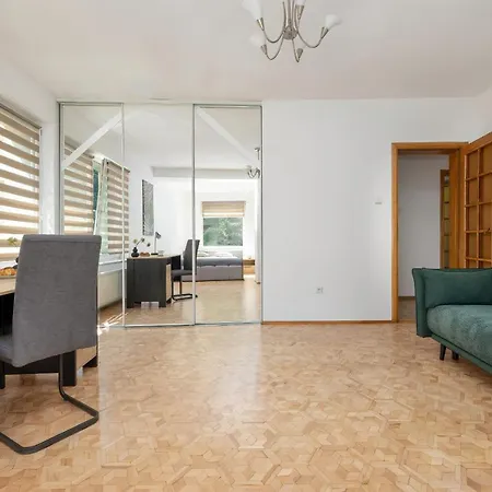 Bright & Spacious Family In With Parking And 3 Balconies By Renters Apartamento Miedzyzdroje